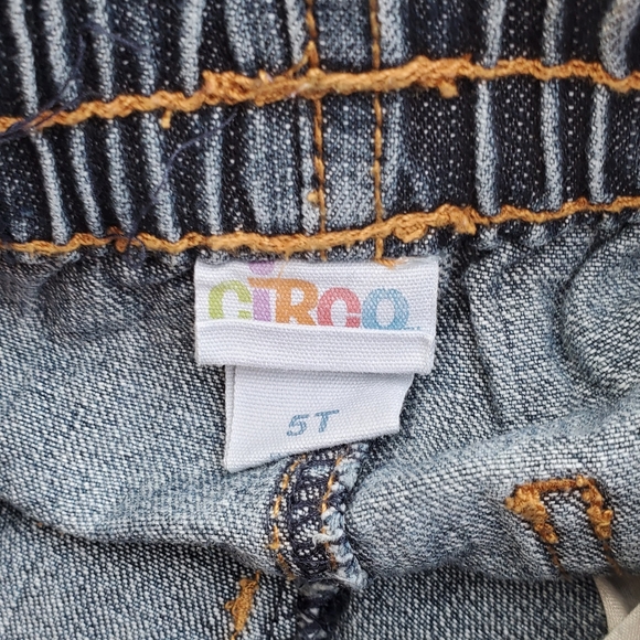 Circo jeans size 5T - Picture 2 of 3